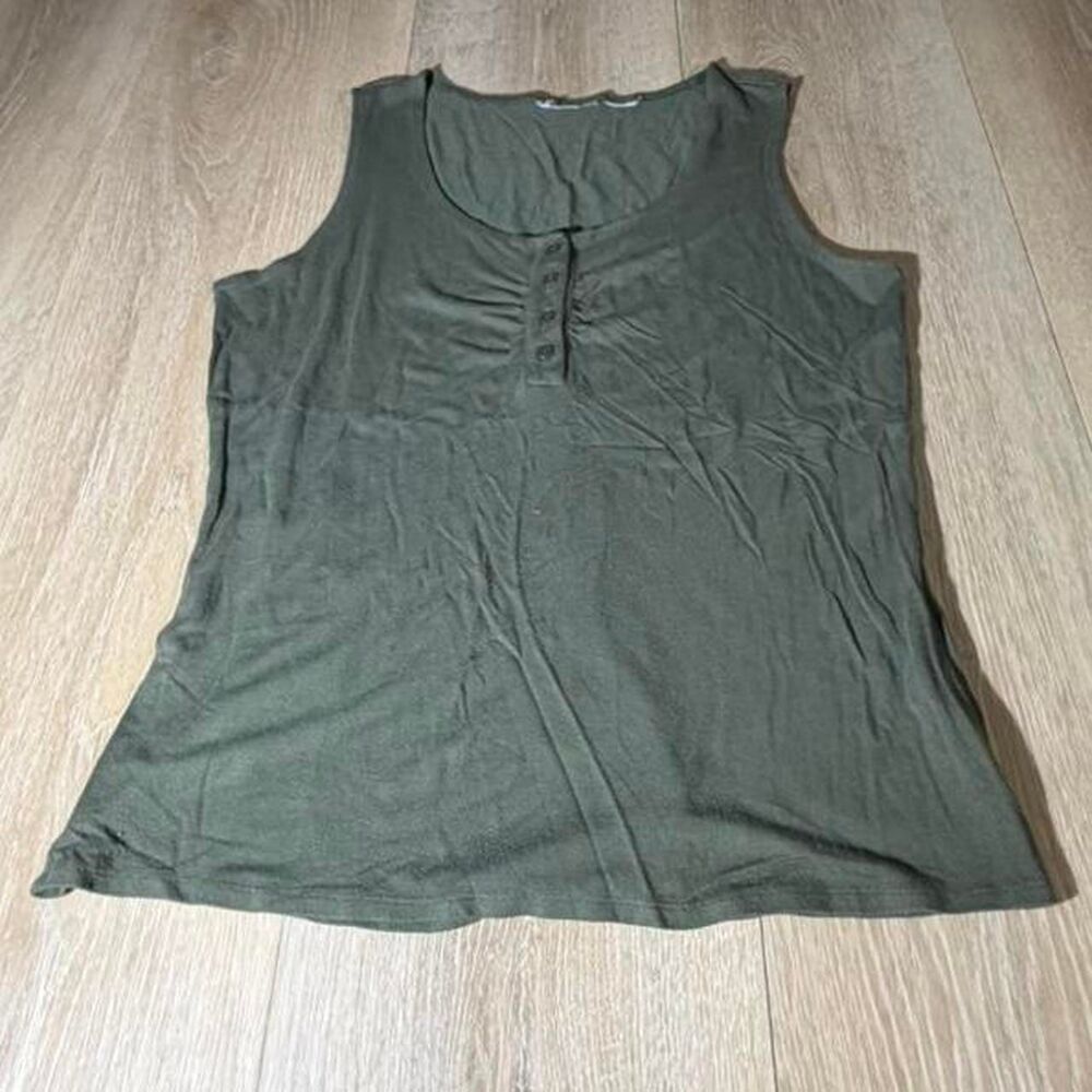 Unbranded Women's Green and Khaki Vest
